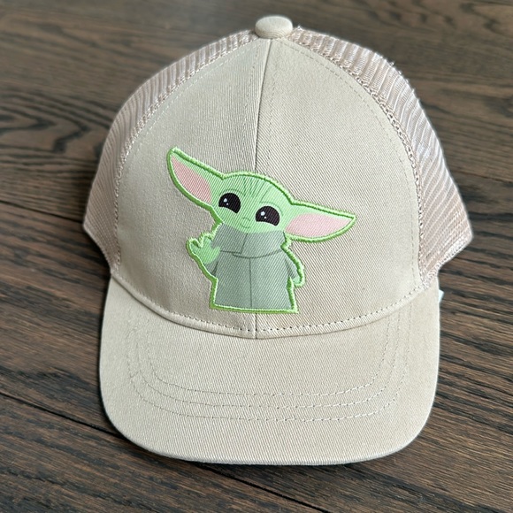 The mandalorian Grogu Star Wars child hat - Picture 1 of 6